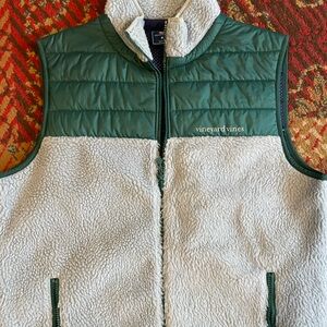 Vineyard Vines Green and White Kids Jacket size Medium